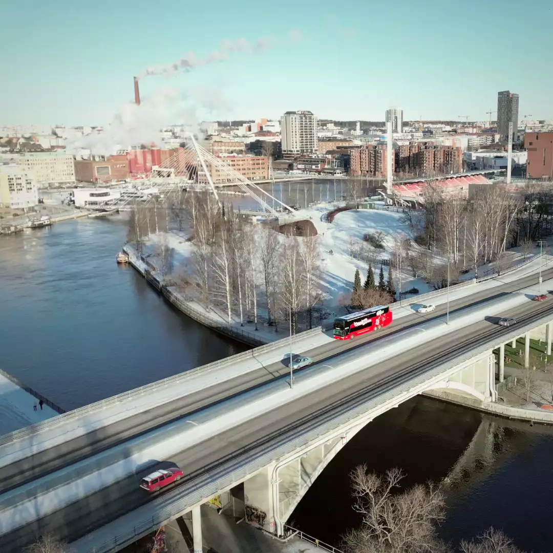 OnniBus MEGA Ratinan Silta Ratina Tampere